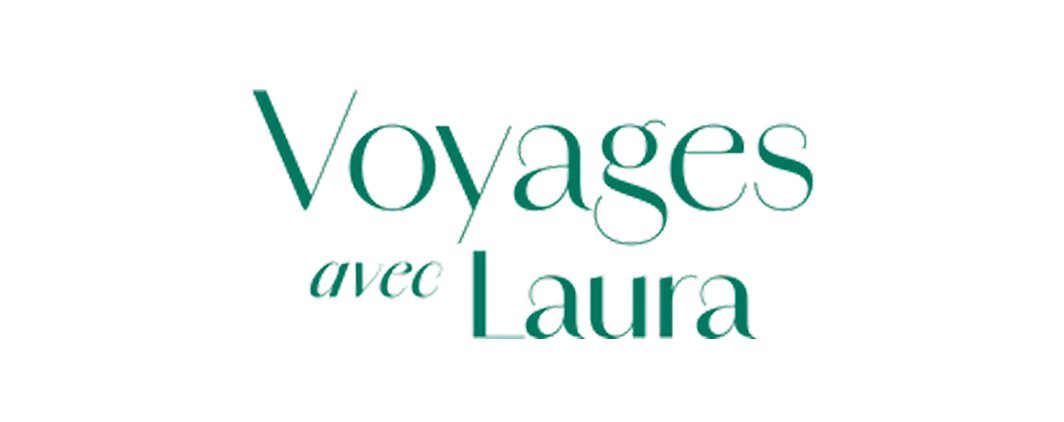 logo blanc sans fond voyages avec laura